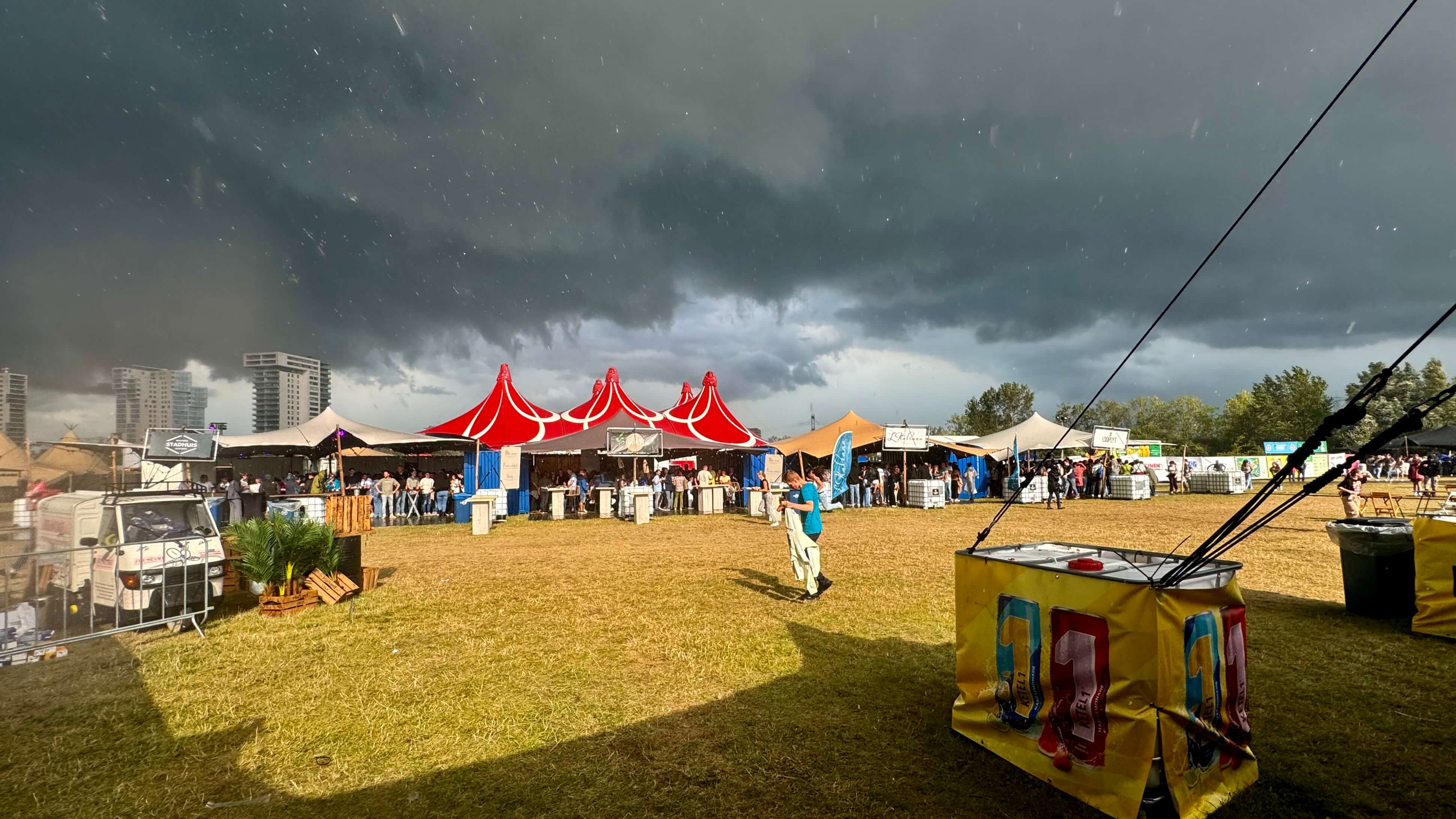 donkere_wolken_festival_2024