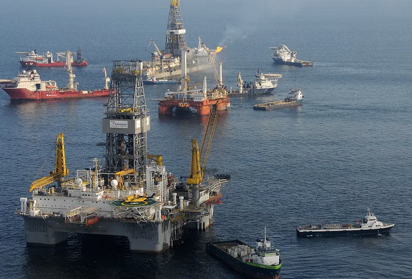 oil-rig-tugs