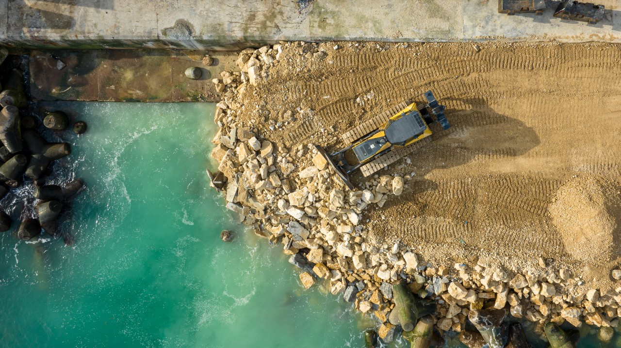 waterfront-construction-groyne